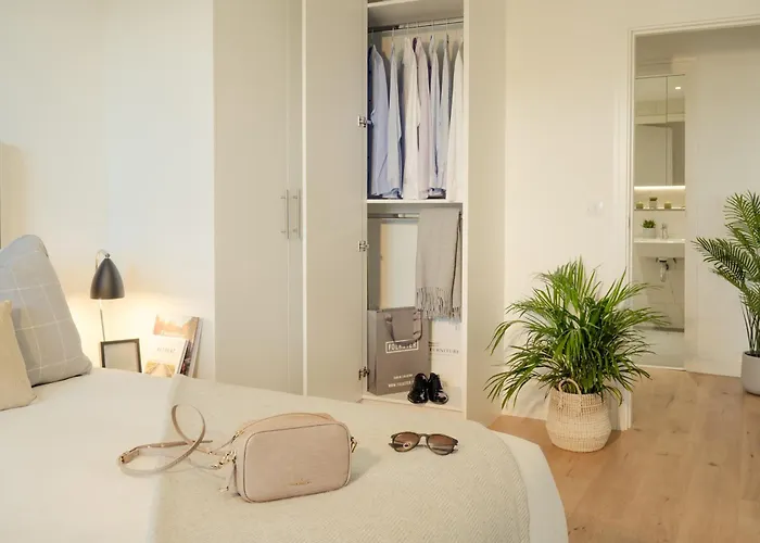 Διαμέρισμα Luxury 2 Bed Cherrywood 18 *